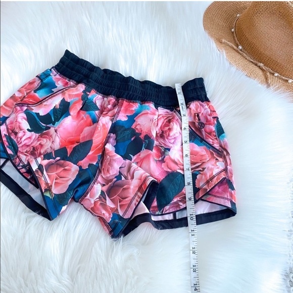 Lululemon Free Reign Short Secret Garden 4-way Stretch Pink Rose Floral 4 - Picture 14 of 16